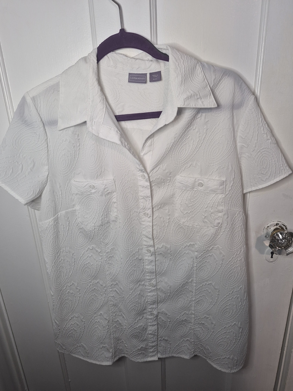 Laura Scott White Button-Down Shirt, XL